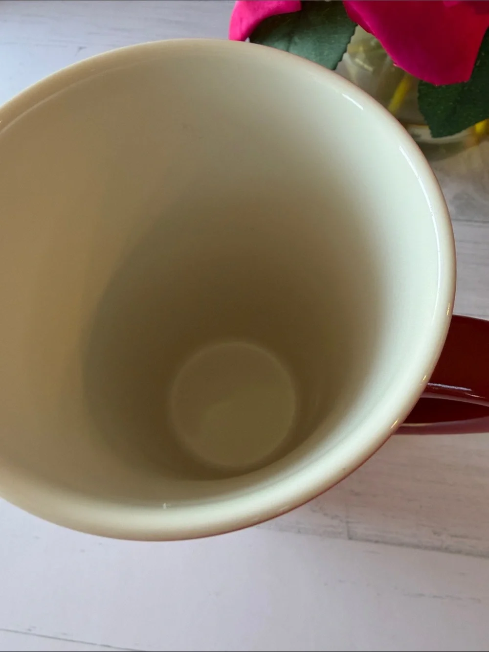 Starbucks Red Ombre Ceramic Mug with Green Logo  Heart design
